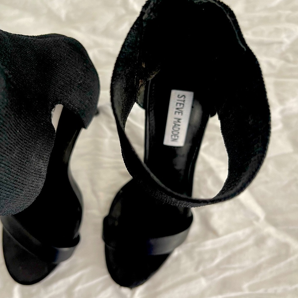 Steve Madden sandals